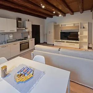 Apartamento Pao - Castelvecchio, Verona