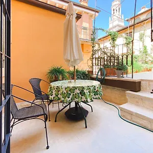  Apartment Fontanelle Terrace House