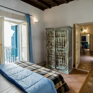 Trevi Fountain Apartment Rome